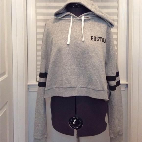 H&M Boston Cropped Hoodie NWT - Picture 3 of 7